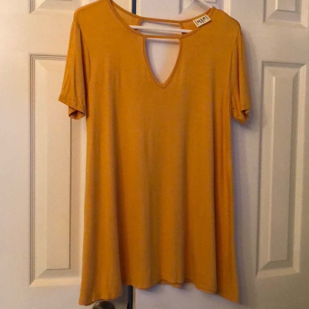 ✨H.I.P. Long Gold Swing V-Neck Front & Back Tunic Swing Top